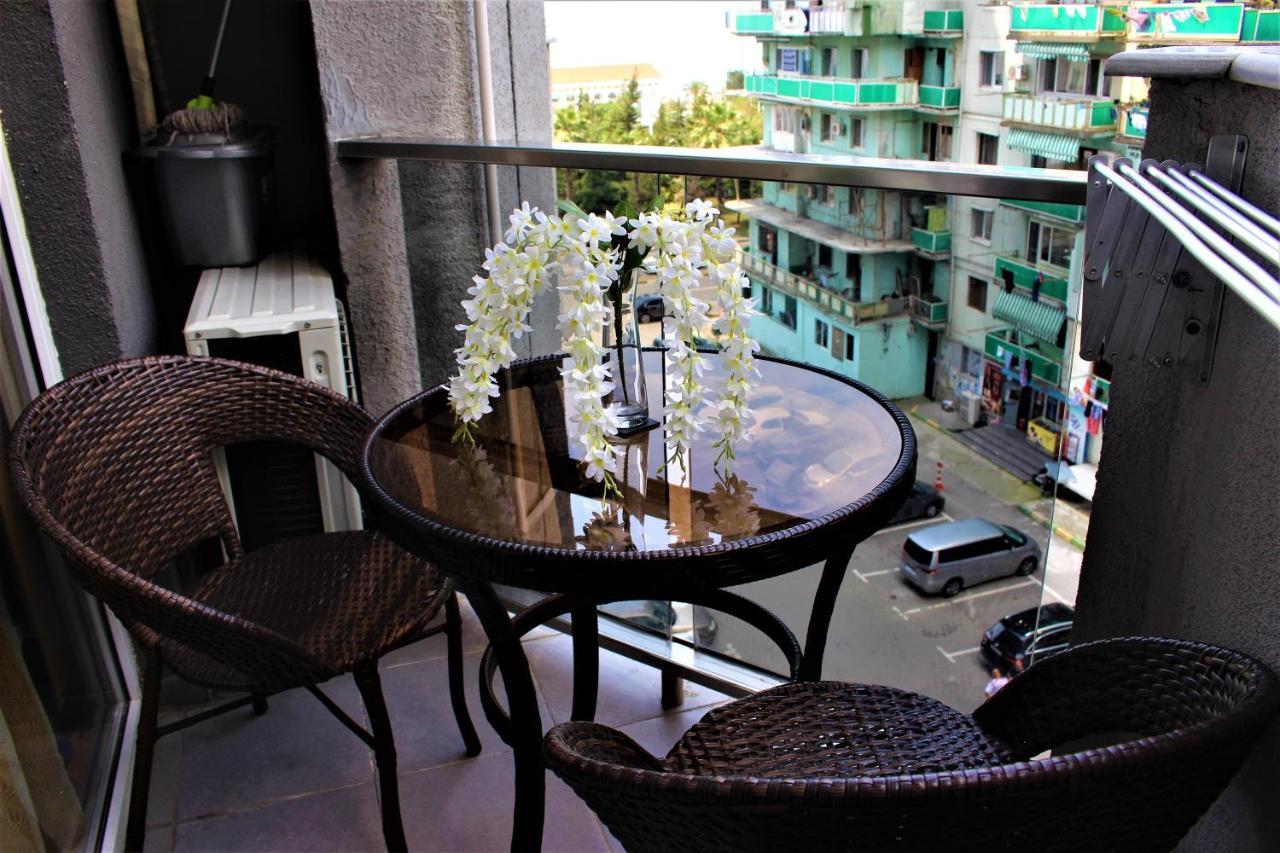 Orbi Lux Apartment Batumi Exterior foto